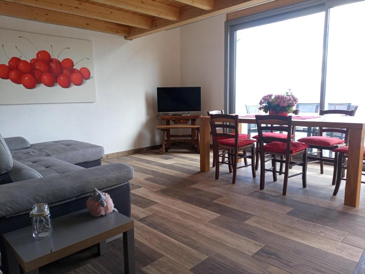 Casa Vacanze Ca'Del Miro Montemezzo Bugiallo Exterior foto